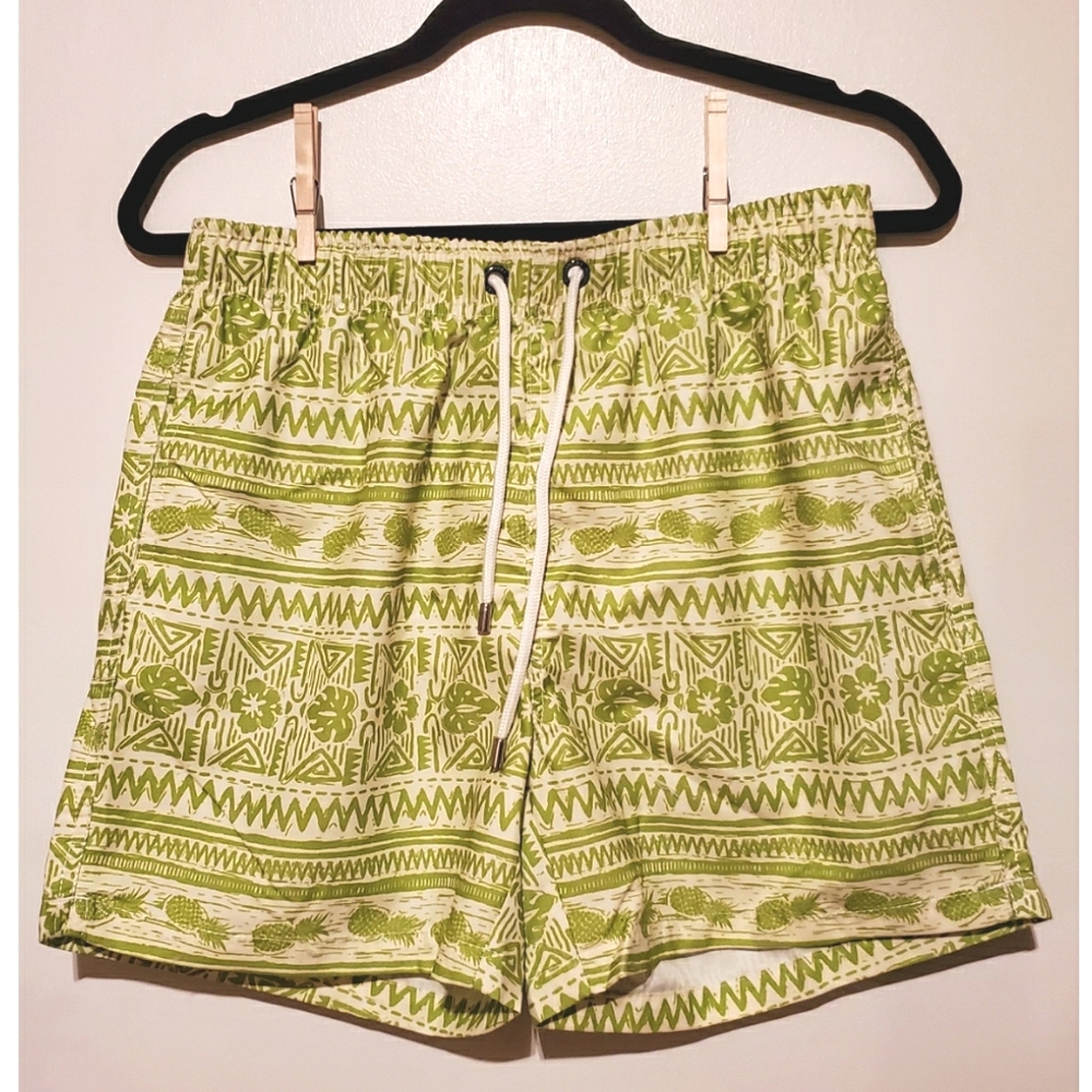 Men's tiki sports swim trunks